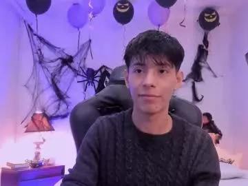 Admire Chaturbate's _alexandersawyer_ _alexandersawyer_ from Chaturbate