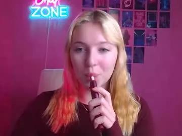 _mila_la_ from Chaturbate