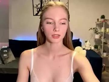 Watch hot performer Autumnroginson autumnroginson from Chaturbate