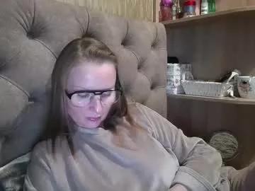 Discover 37 years old belleamiee from Chaturbate belleamiee from Chaturbate