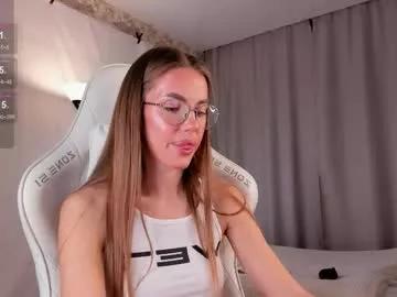 carmelinarolstad from Chaturbate