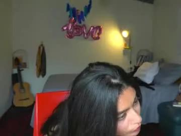 daniisla from Chaturbate