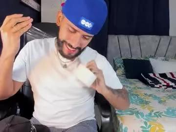 Join Chaturbate's Dcollins_ dcollins_ from Chaturbate