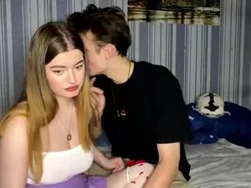 Admire Emiliacouple, they want to masturbate for you emiliacouple from Chaturbate