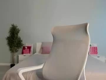 Watch 19 years old fox_beauty from Chaturbate fox_beauty from Chaturbate