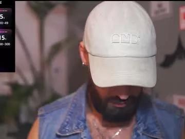 hairyrobxxx from Chaturbate