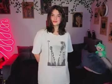 Join cute performer Kira_kick kira_kick from Chaturbate