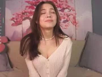 kissiekat from Chaturbate