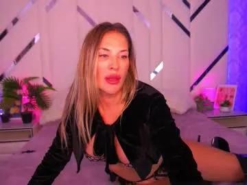Checkout Ladyylaura, she wants to masturbate for you ladyylaura from Chaturbate