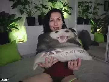 levity_opossum from Chaturbate