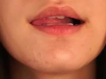 Join Loiskapoi, she wants to masturbate for you loiskapoi from Chaturbate