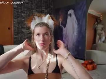 Sexy Lucy_gooosey wants you to fuck her body now lucy_gooosey from Chaturbate