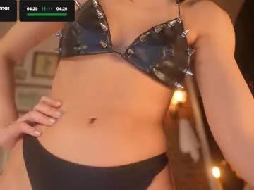 Join Chaturbate's Myxspacegirl myxspacegirl from Chaturbate