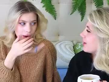 pinkadele from Chaturbate