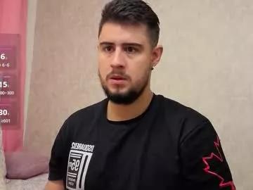 ryan_evanns from Chaturbate