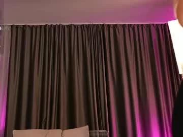 Check out Sarahjadore, she wants to masturbate for you sarahjadore from Chaturbate