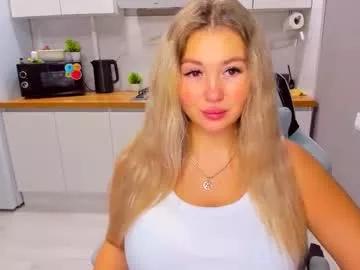Discover sexy slut Sarahmils sarahmils from Chaturbate