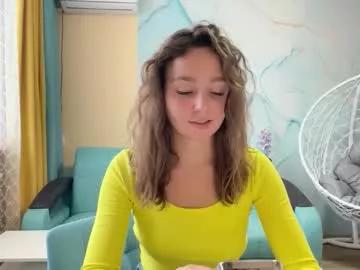 smiling_riddle from Chaturbate