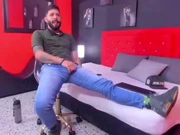 Checkout sweet model Thiagomez17 thiagomez17 from Chaturbate