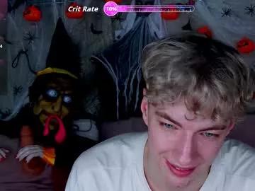 Watch cute camslut Trevorbenson trevorbenson from Chaturbate