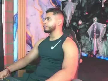 Check out Chaturbate's Tyler_price01 tyler_price01 from Chaturbate