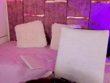 Explore Chaturbate's Viollettebylyly viollettebylyly from Chaturbate