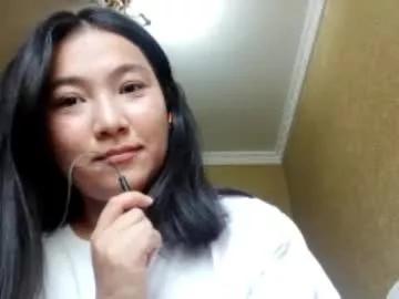 Try Yuonneaquilar, she wants to masturbate for you yuonneaquilar from Chaturbate