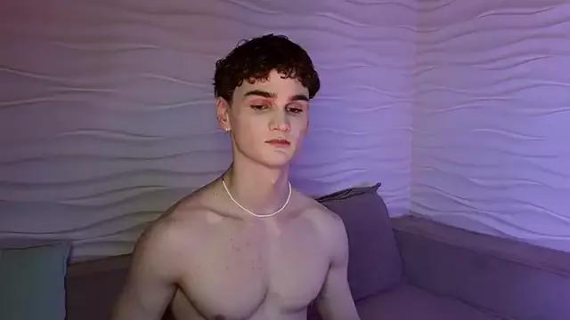 adam_21cm__ on StripChat 
