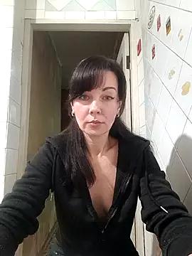 Adeline3302 from StripChat