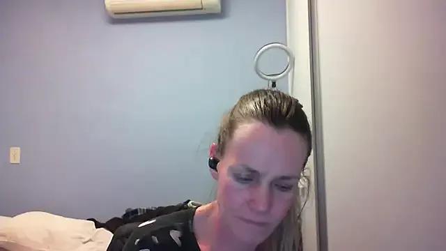 Masturbate to StripChat's Annylove1 Annylove1 from StripChat