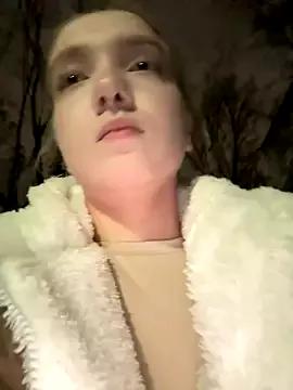 Join 23 years old bambi_lu from StripChat bambi_lu from StripChat
