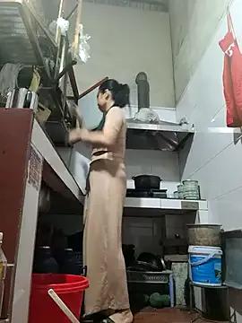 Basanis68 from StripChat