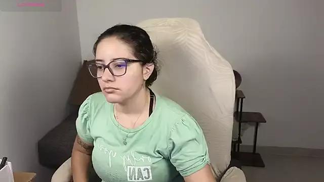 Explore StripChat's Blue__moon_ blue__moon_ from StripChat