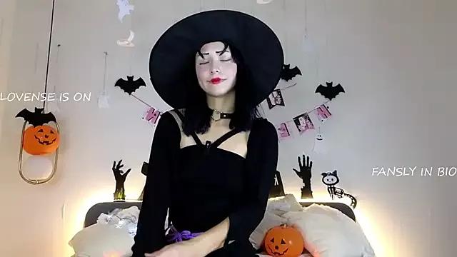 Watch StripChat's BritniBers BritniBers from StripChat