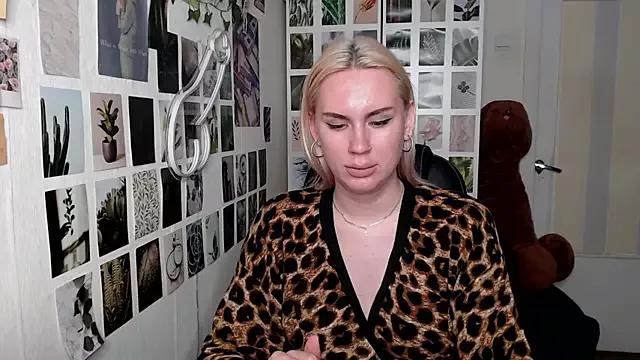 CapriScorpion from StripChat