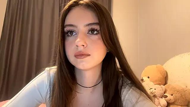 Join CatherinDream, she wants to masturbate for you CatherinDream from StripChat