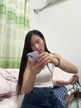 Sexy Crhong666 wants you to fuck her body now crhong666 from StripChat