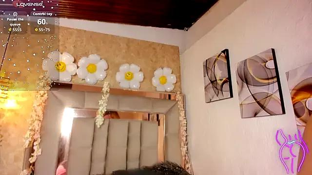 Naked Cristall_ravven wants you to fuck her body now Cristall_ravven from StripChat