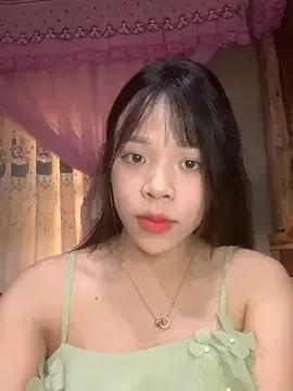 Duck_dona from StripChat