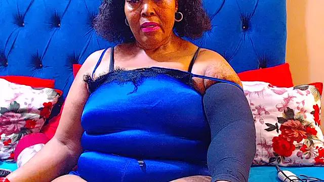 ebonycandy10 from StripChat