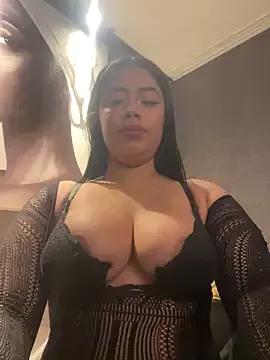 ElaaPerez from StripChat