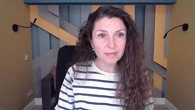 Hot EllaLong wants you to fuck her body now EllaLong from StripChat