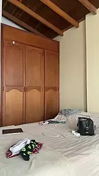 GabriSaenz from StripChat