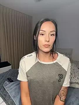 gardenxrose from StripChat