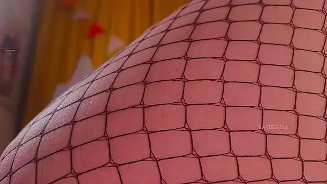 Hot Giantess_Eva from StripChat Giantess_Eva from StripChat