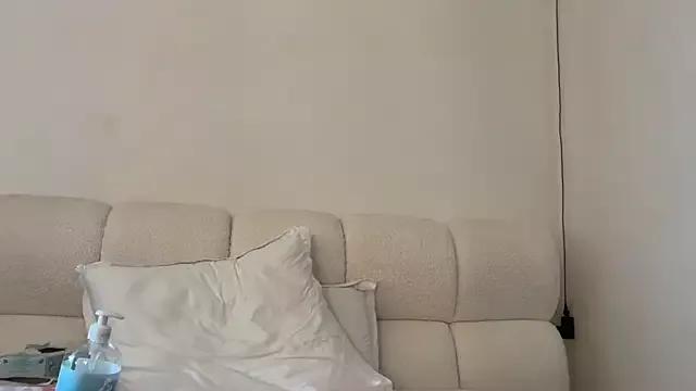 Discover StripChat's GiuliaDollx GiuliaDollx from StripChat