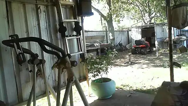 Discover Herbie010666, he wants to masturbate for you herbie010666 from StripChat