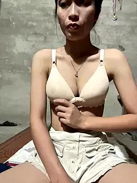 hi-hi-zz from StripChat