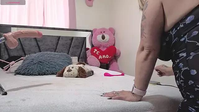 Discover 23 years old Hotsamantamature from StripChat Hotsamantamature from StripChat