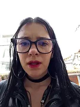 Isabella_21x from StripChat